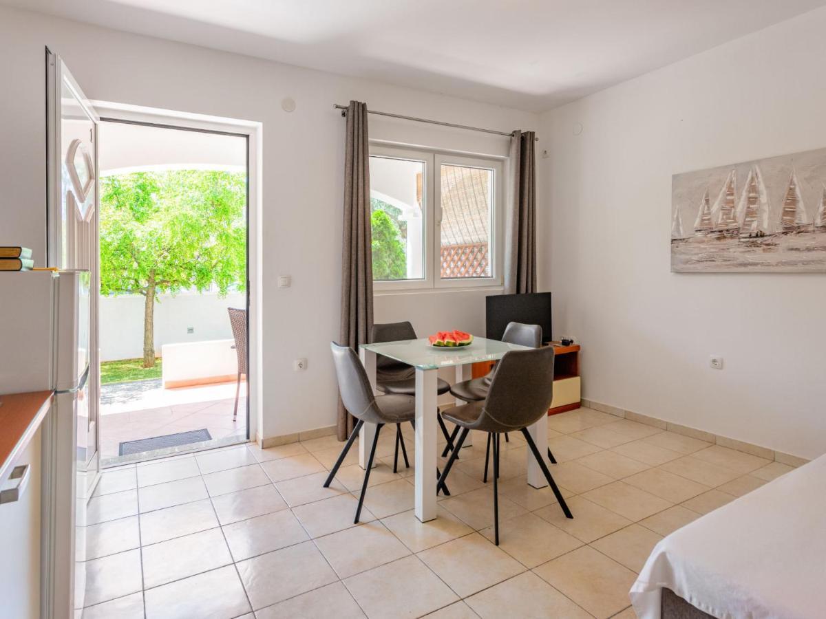 Apartment Tino - ZAD511 Sukošan Esterno foto